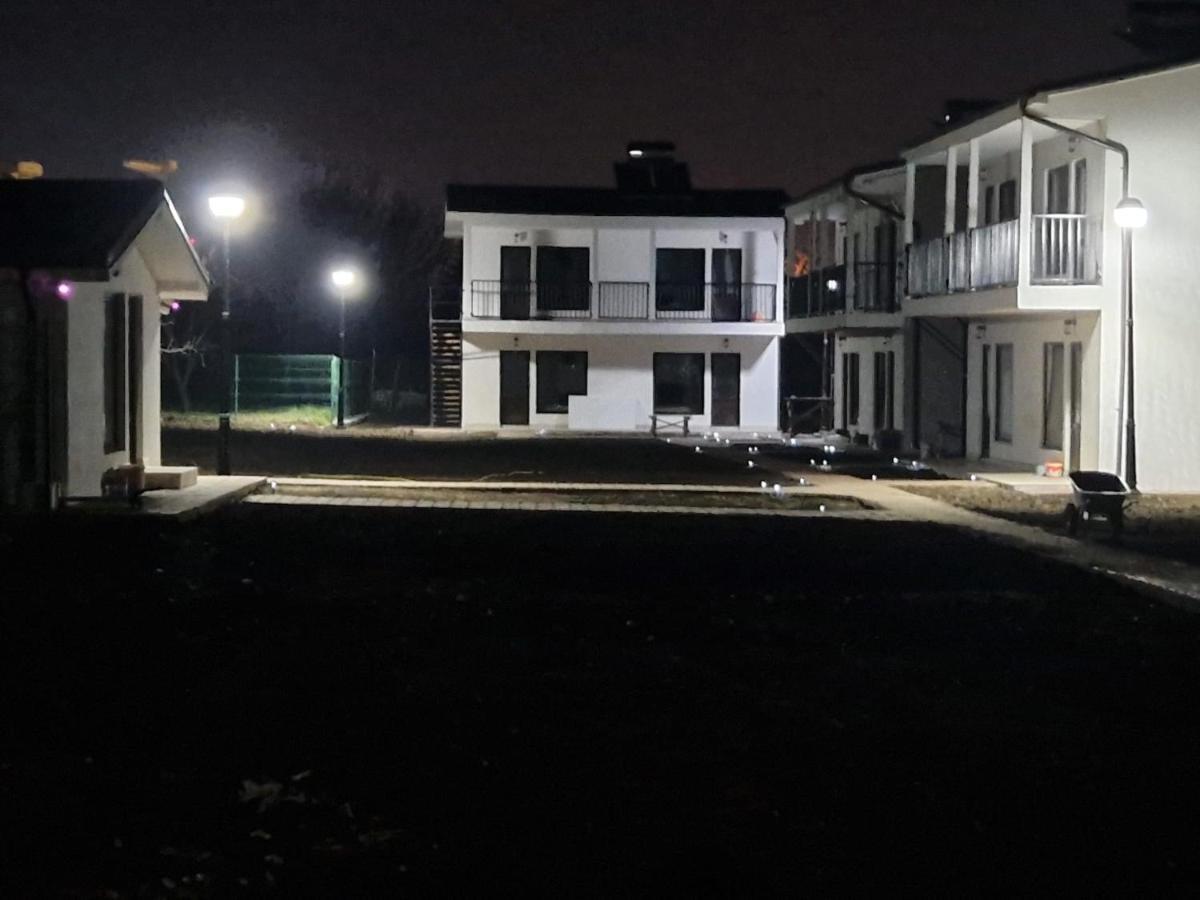 Complex Turistic N&S Hotel 2 Mai Ngoại thất bức ảnh