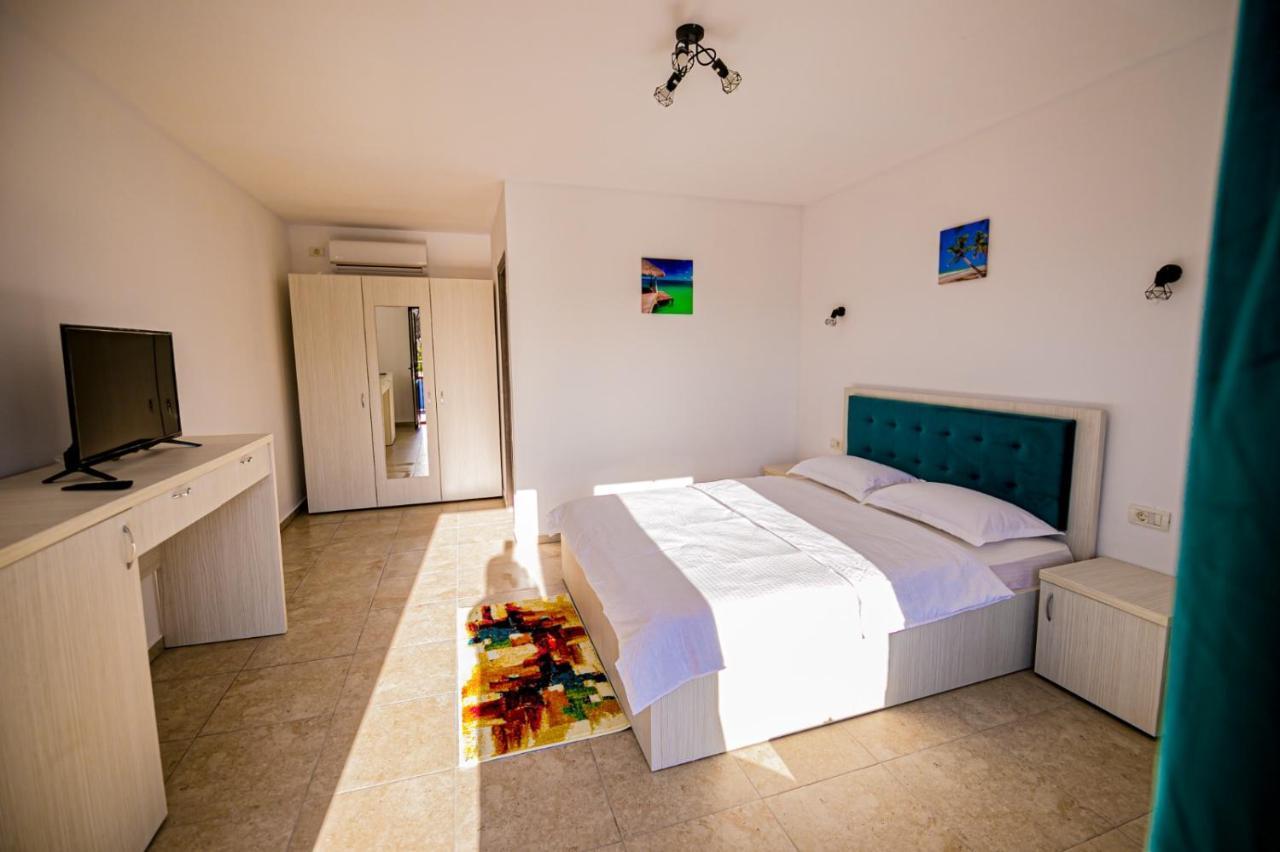 Complex Turistic N&S Hotel 2 Mai Ngoại thất bức ảnh